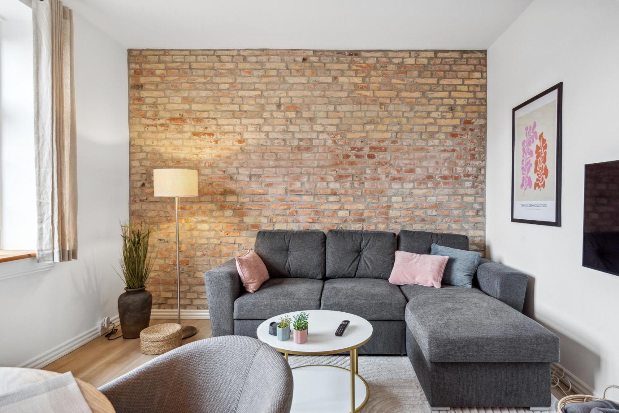 Apartment - 2br Det Perfekte Hjem For 5 Aalborg
